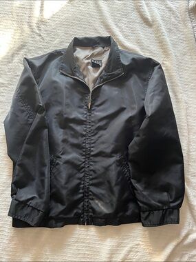 Men's Black Windbreaker Jacket with Zip Pockets